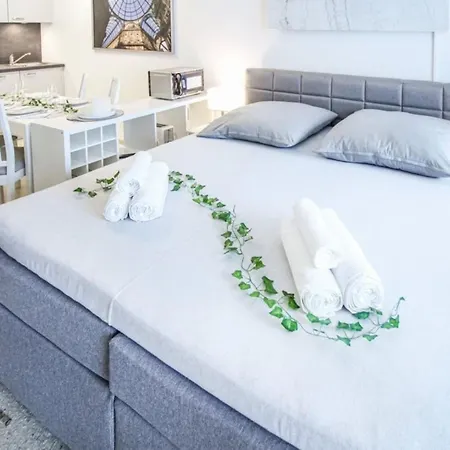 Luna By Interhome